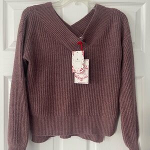 Pink Rose Purple V-Neck Ribbed Sweater